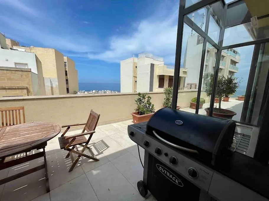 Sea View Penthouse In Tas-Sliema Appartamento  Sliema