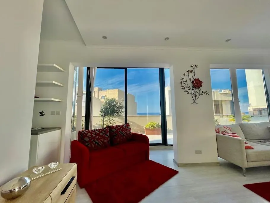 Sea View Penthouse In Tas-Sliema Appartamento